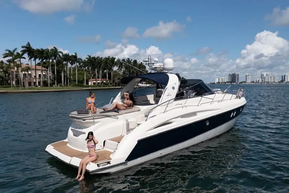 Aura Yacht Seating